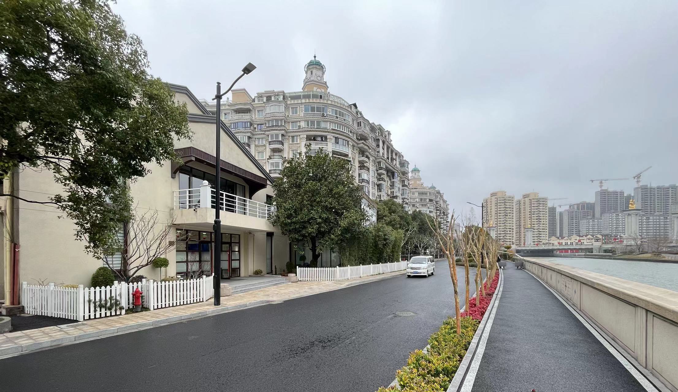 位于上海中心城区西北部的普陀区,是中国近代民族工业发祥地之一,曾经