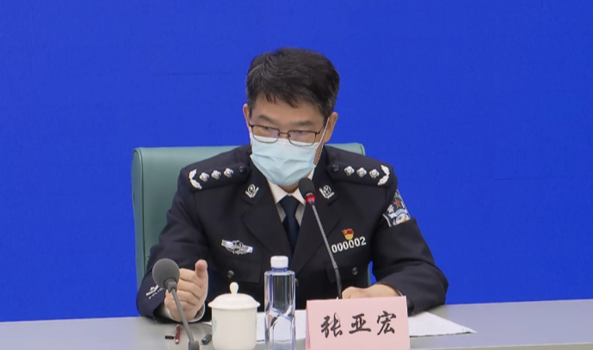 市公安局党委副书记,副局长张亚宏表示,本轮疫情以来,上海公安机关