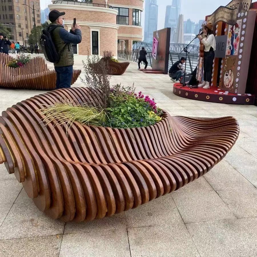 打造可以坐下的城市上海优化提升9508处公共空间休憩座椅