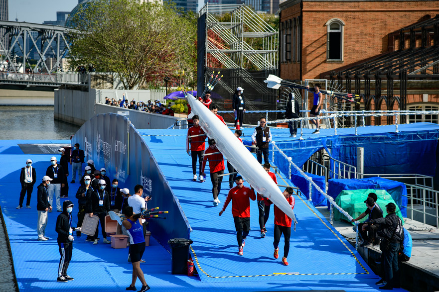 赛艇8.jpg 赛艇8.jpg